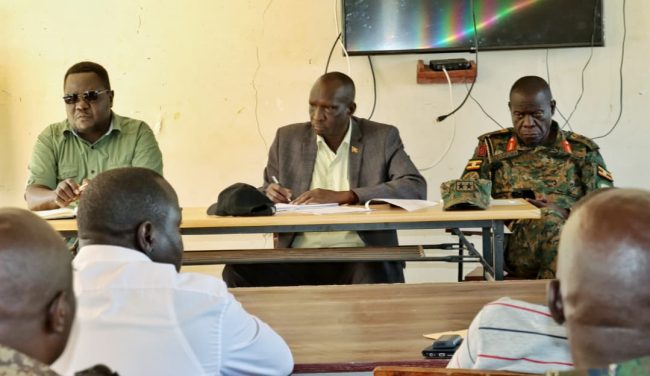 Kaabong RDC (left) Min Karamoja affairs(Center) and the 3Div comd (right)