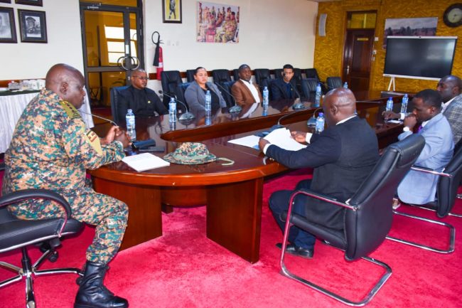 DCDF Lt Gen Sam Okiding with officials from South Africa accompanied by DIS officials at MoDVA HQ Mbuya.jpg