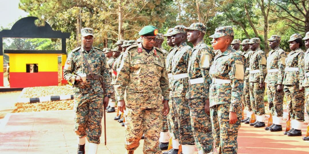 Maj Gen FELIX BUSOZOLI inspecting the Balaka guard at IPSO-TC SINGO during the closer of BG48 and BG ALPHA training on 25 sep 2026