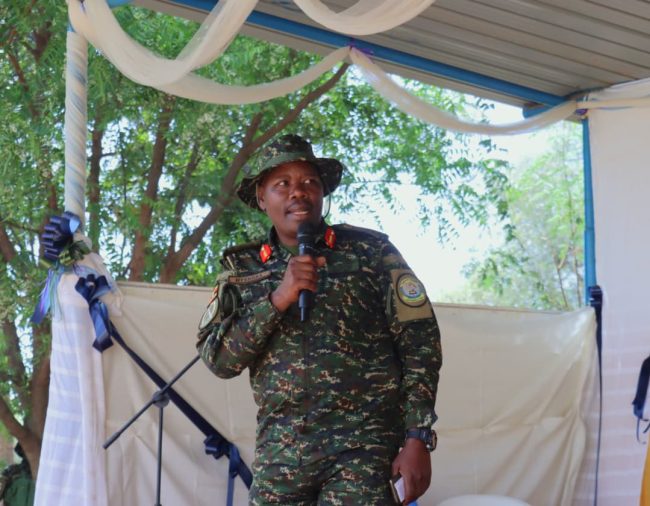 The 3DIV comander at the ceremony giving his remarks.JPG